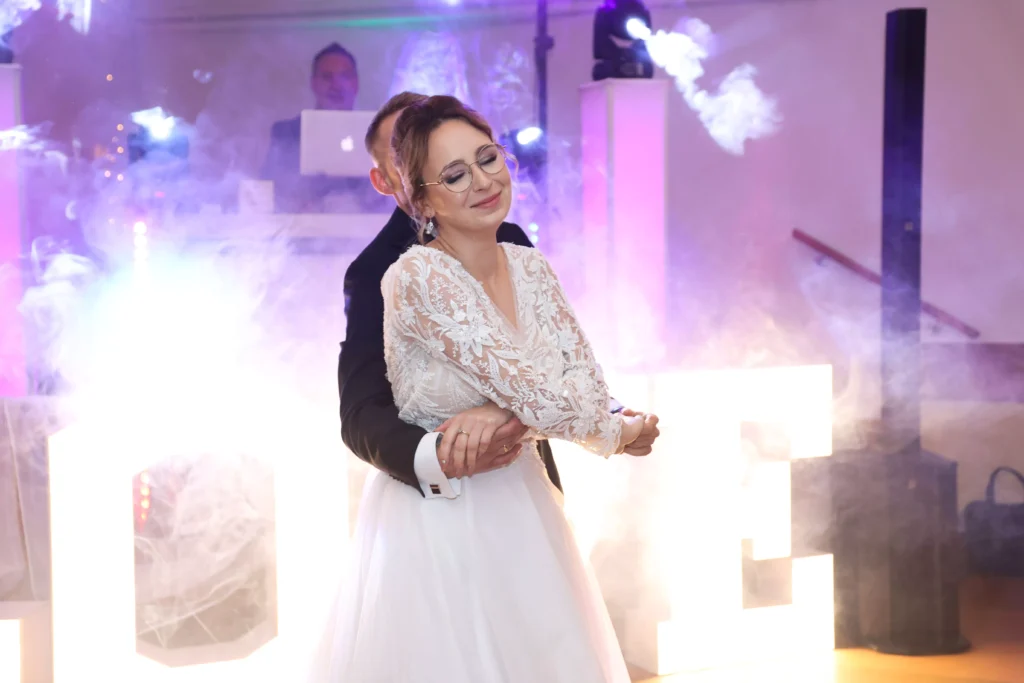 Fotograf Kamerzysta Weselny Lubuskim Pierwszy taniec Kingi i Roberta