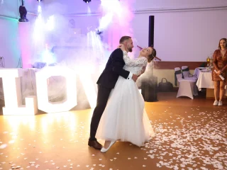 Fotograf Kamerzysta Weselny Lubuskim Pierwszy taniec Kingi i Roberta